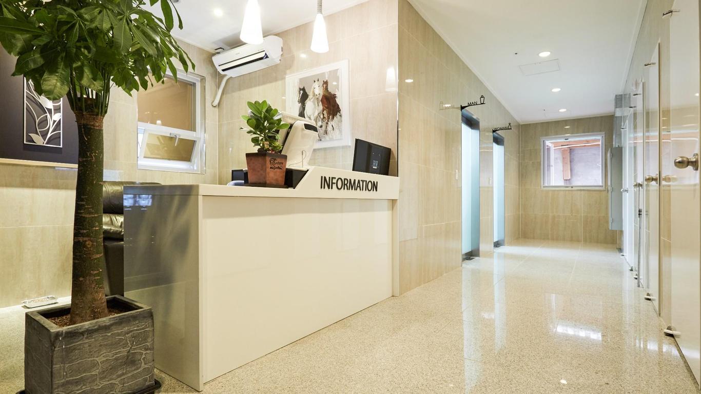 Top Hotel And Residence Insadong